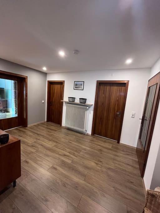 Modern Und Rustikal Mit Kamin Ferienwohnung Kohlert バート・ベルレブルク エクステリア 写真
