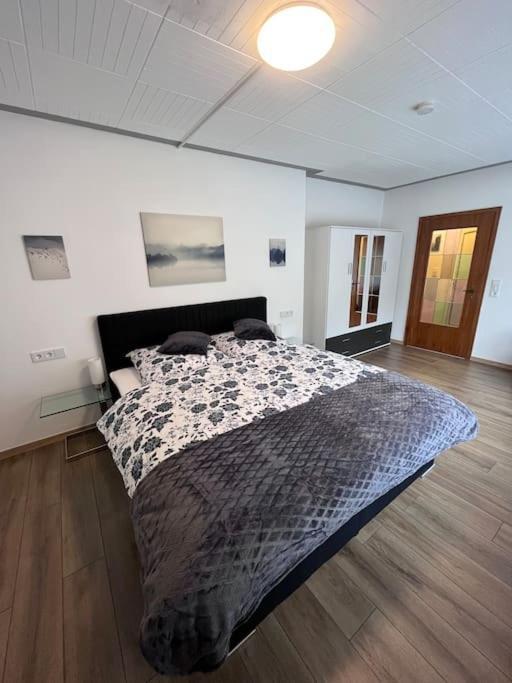 Modern Und Rustikal Mit Kamin Ferienwohnung Kohlert バート・ベルレブルク エクステリア 写真